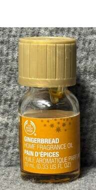The Body Shop Gingerbread Home Fragrance Oil 10mL/0.3oz - 70% Full